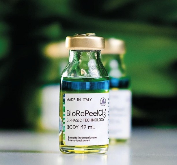 BioRePeelCl3 Body 12ml - Tehnologia Biphasică pentru Regenerare și Revitalizare Avansată a Pielii - imagine 3